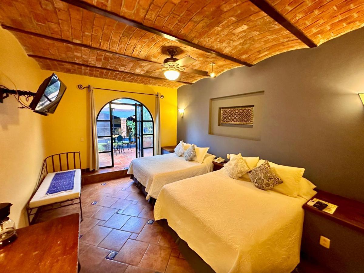 La Villa Del Ensueno Boutique Hotel Tlaquepaque Exterior photo